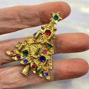 Gold Tone Rhinestone Christmas Tree Brooch